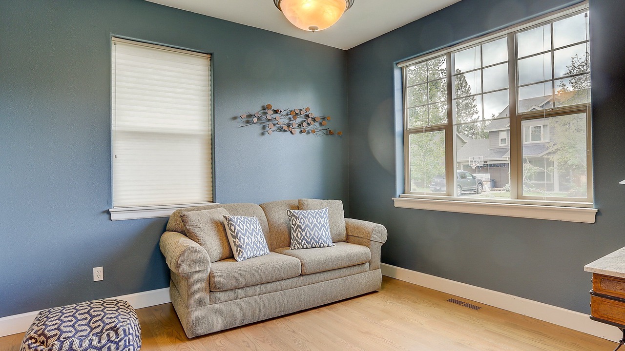 Photo of Livingroom in Southwest Bend