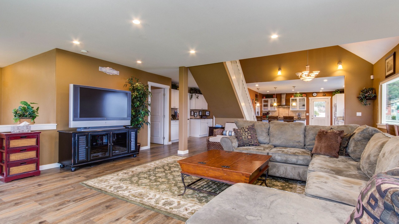 Photo of Livingroom in Roads End