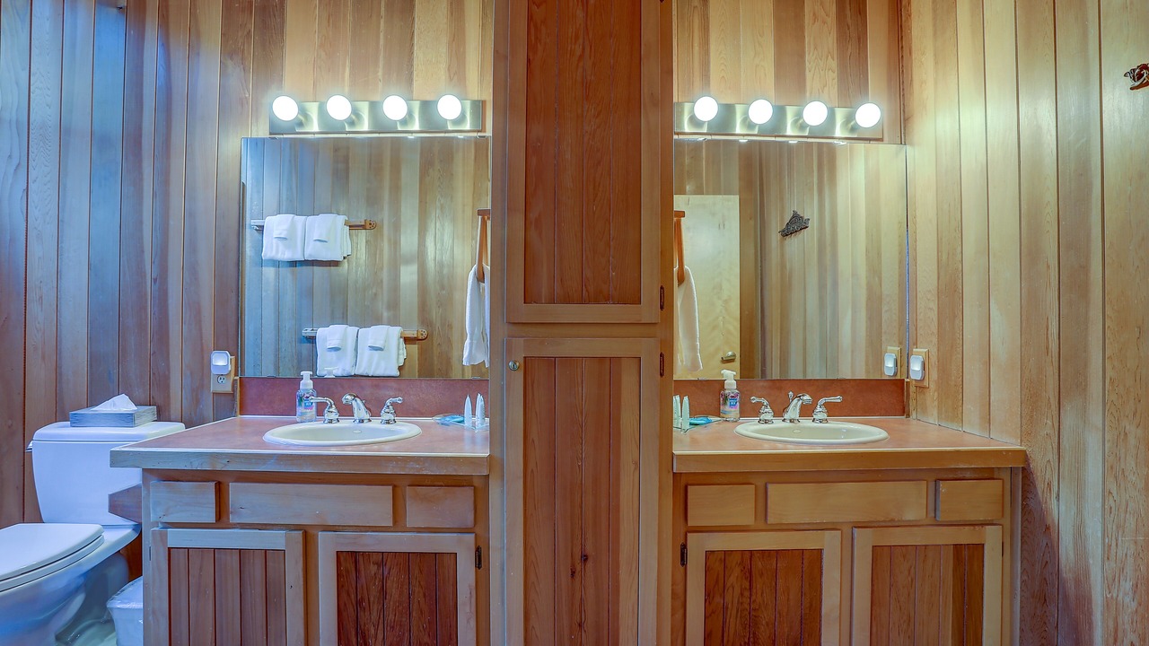 Photo of Bathroom in Sunriver