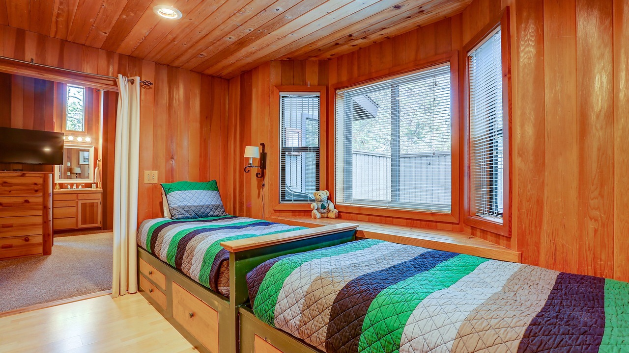 Photo of Bedroom in Sunriver