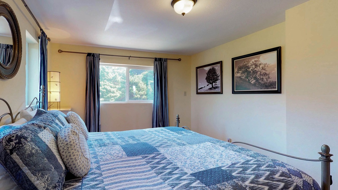 Photo of Bedroom in Bandon