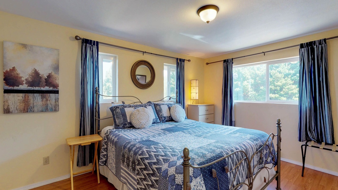 Photo of Bedroom in Bandon