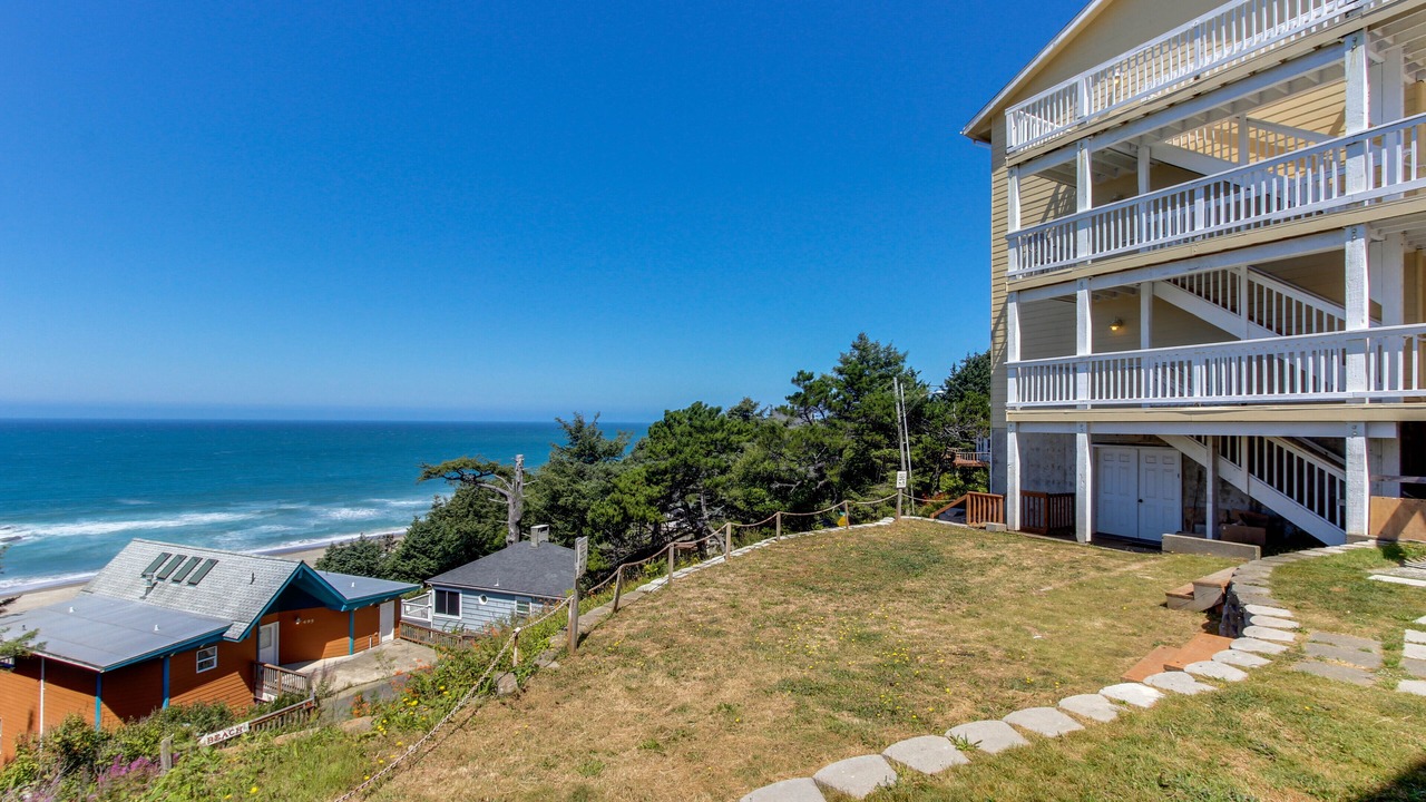 Photo of Others in Lincoln City