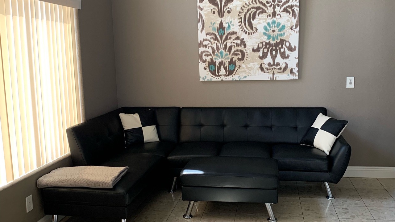 Photo of Livingroom in Spring Valley