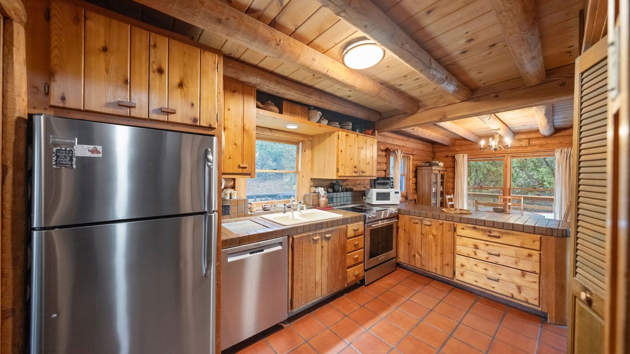 Photo of Kitchen in Idyllwild