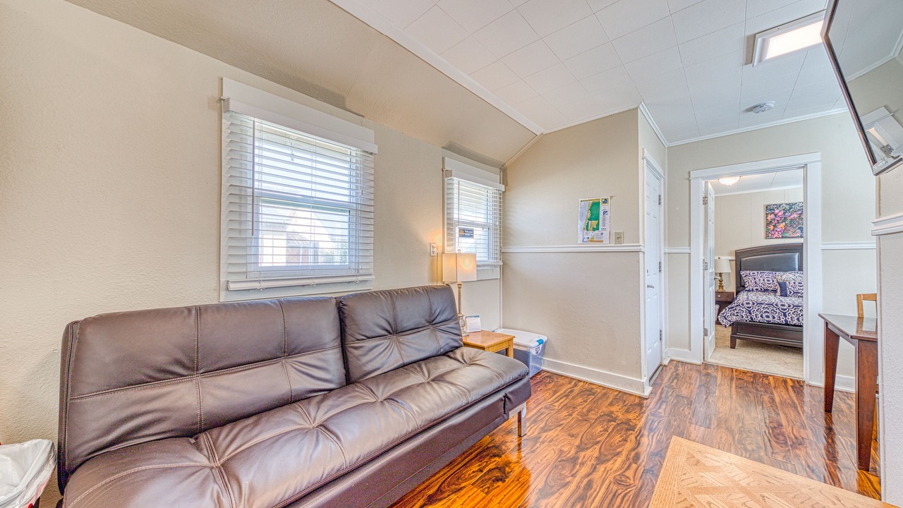 Photo of Livingroom in Rockaway Beach