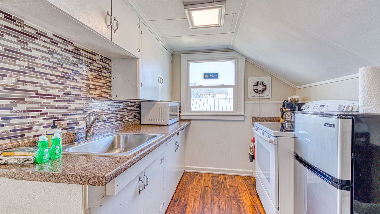 Photo of Kitchen in Rockaway Beach