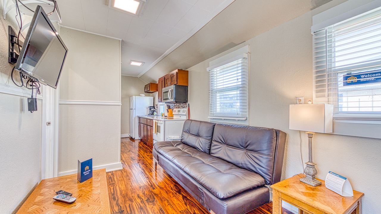 Photo of Livingroom in Rockaway Beach