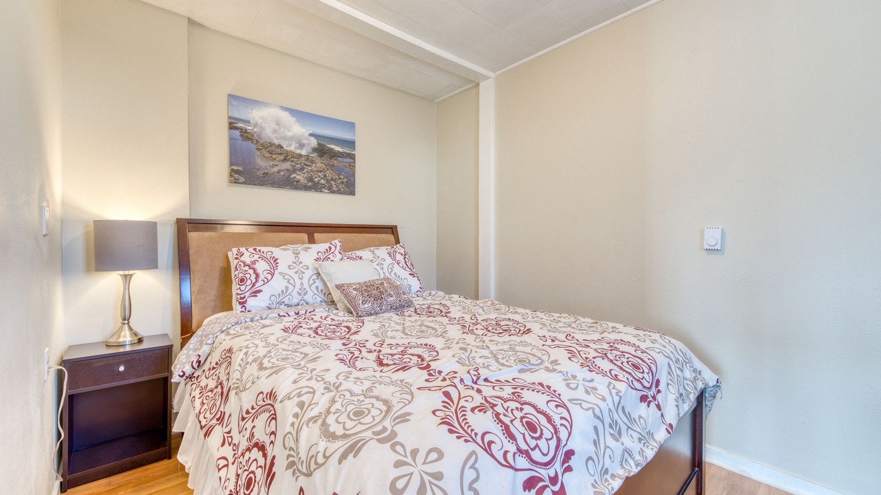Photo of Bedroom in Rockaway Beach