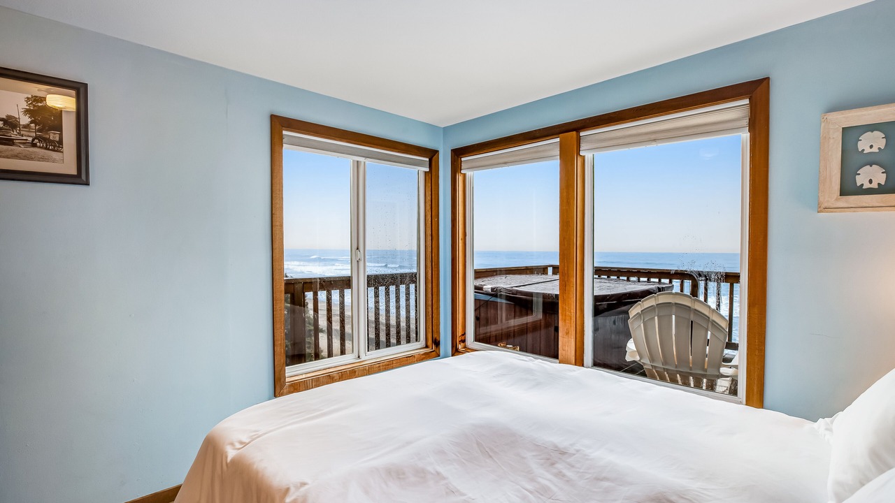 Photo of Bedroom in Oceanside