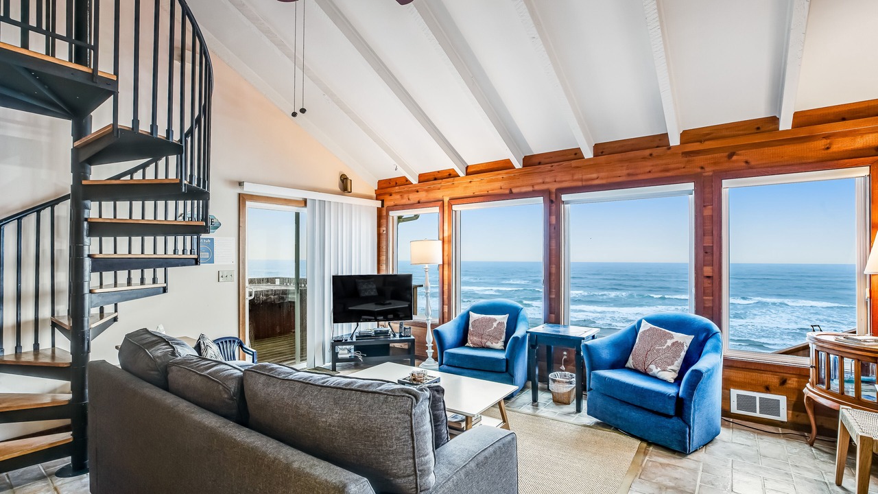 Photo of Livingroom in Oceanside