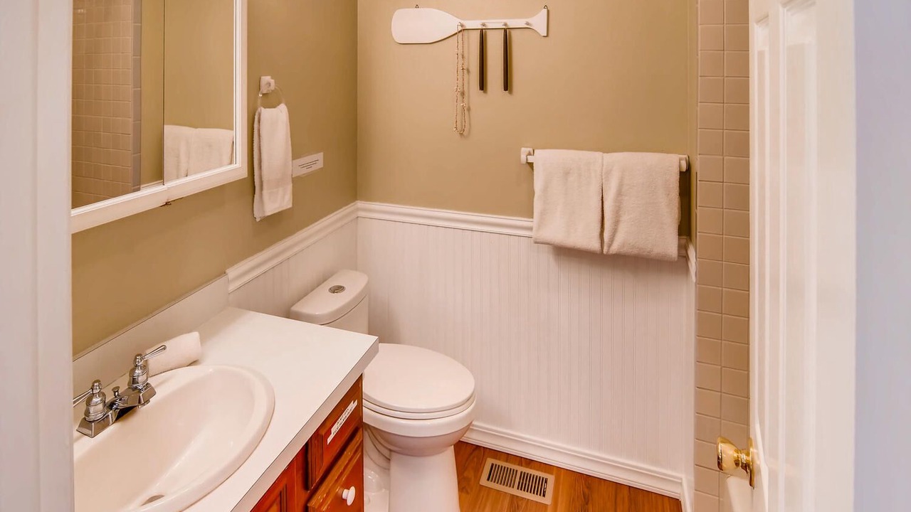 Photo of Bathroom in Klipsan Beach