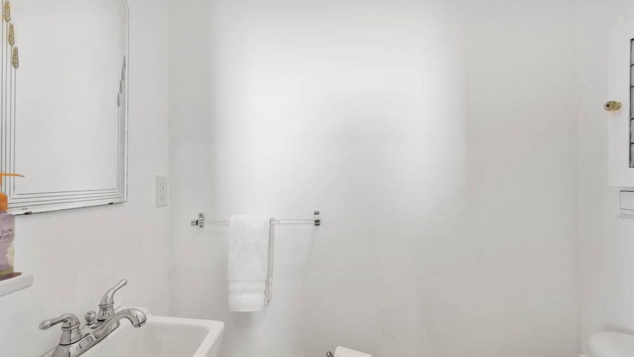 Photo of Bathroom in Long Beach