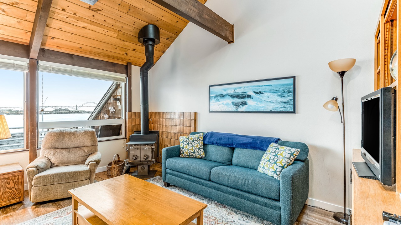 Photo of Livingroom in Historic Bayfront