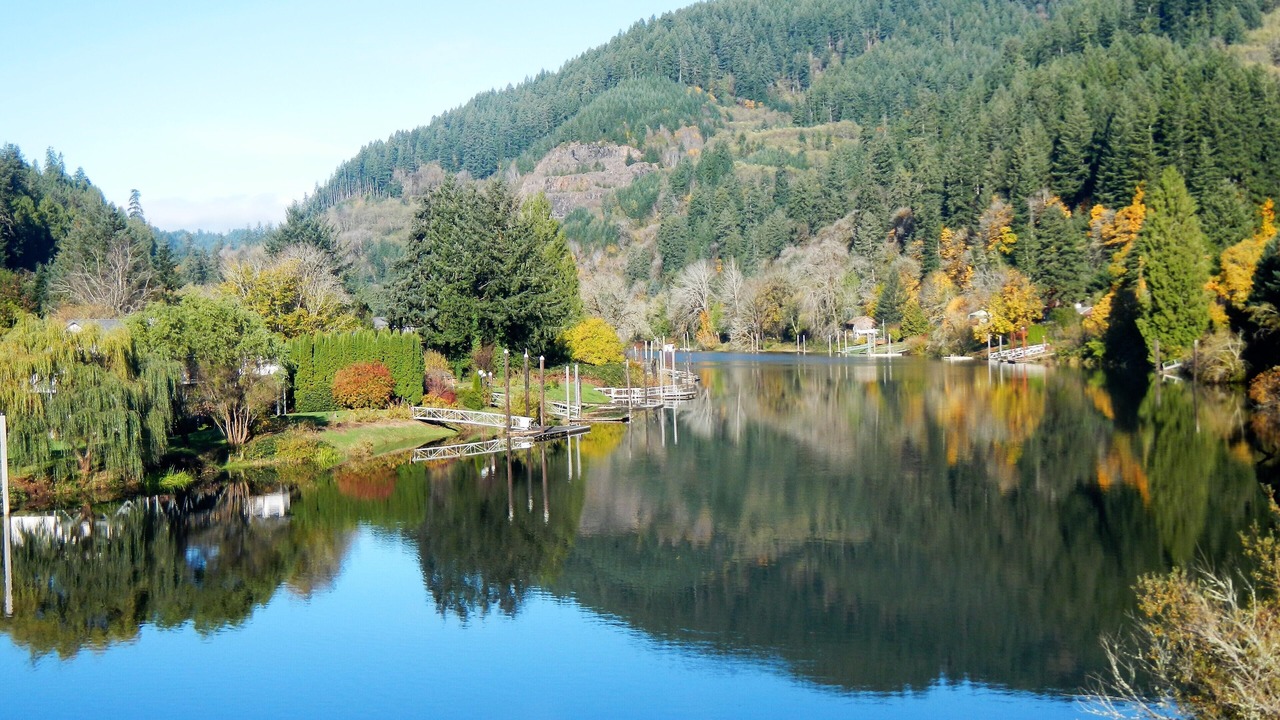 Photo of Others in Mapleton