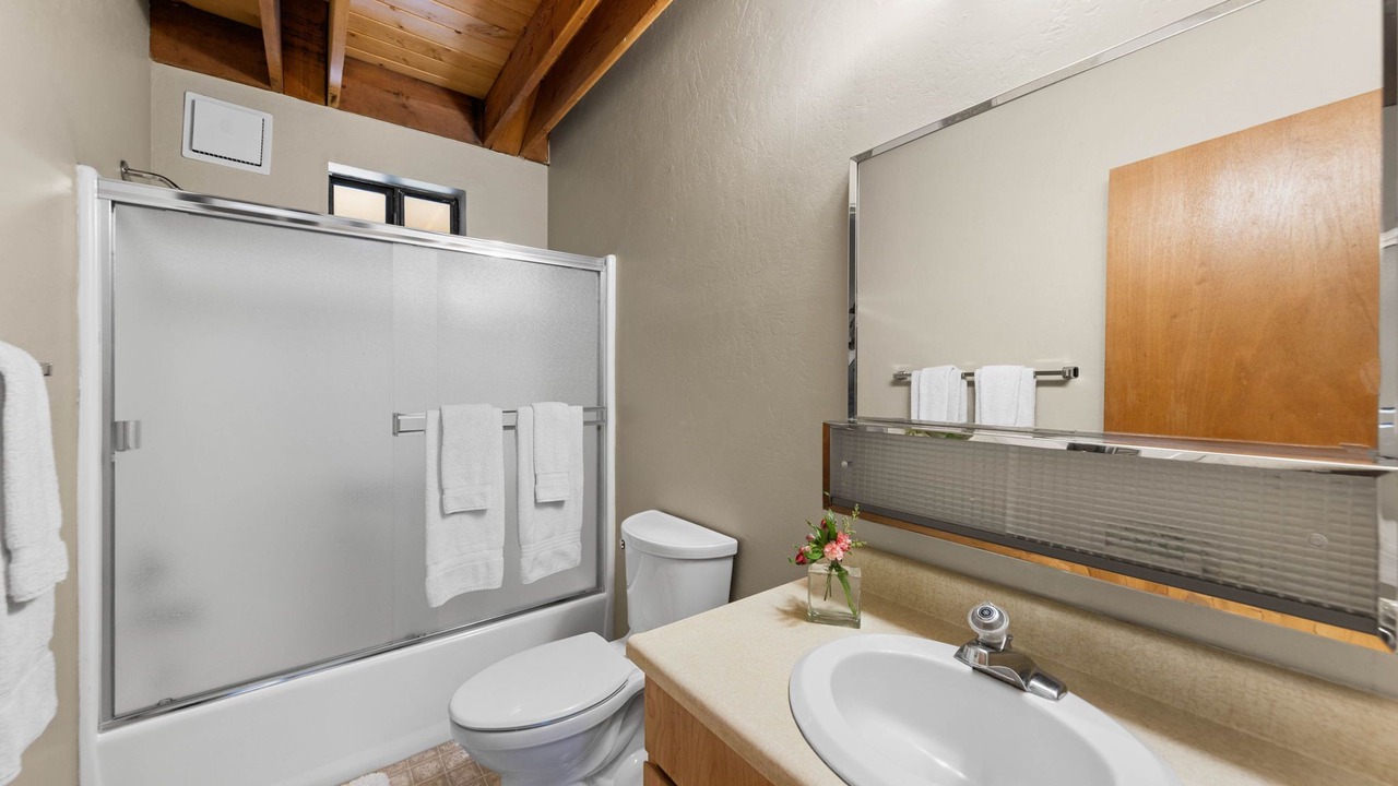 Photo of Bathroom in Comstock Acres