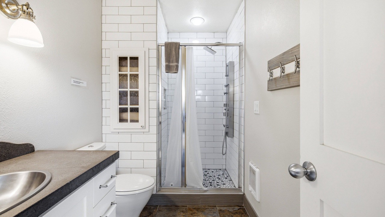 Photo of Bathroom in Tierra Del Mar