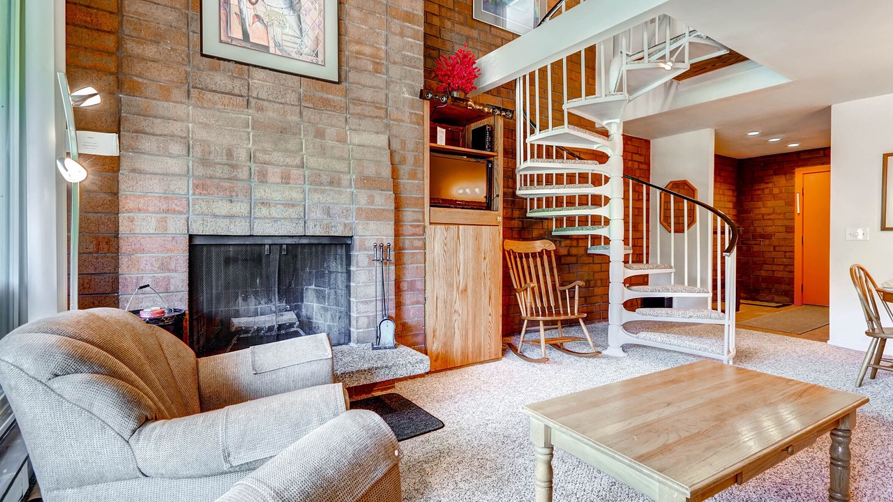 Photo of Livingroom in North Park City