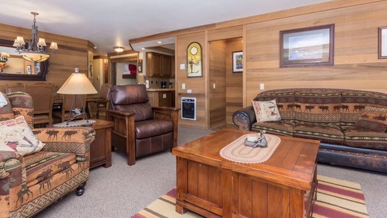Photo of Livingroom in Mammoth Lakes
