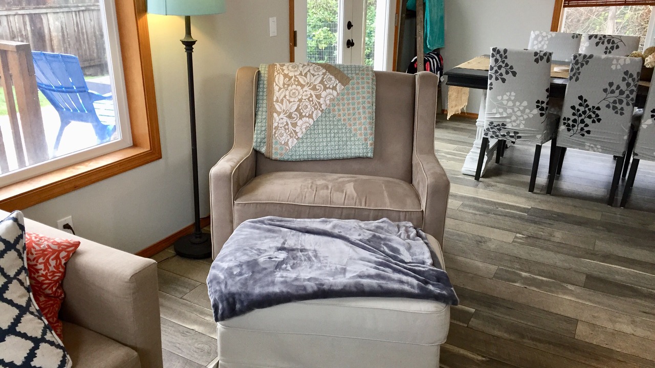 Photo of Livingroom in Rockaway Beach