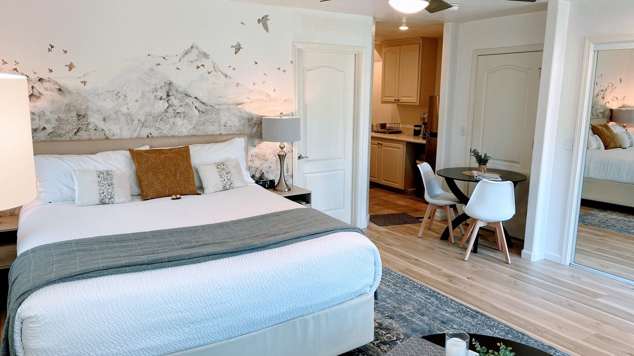 Photo of Bedroom in Lake Redding