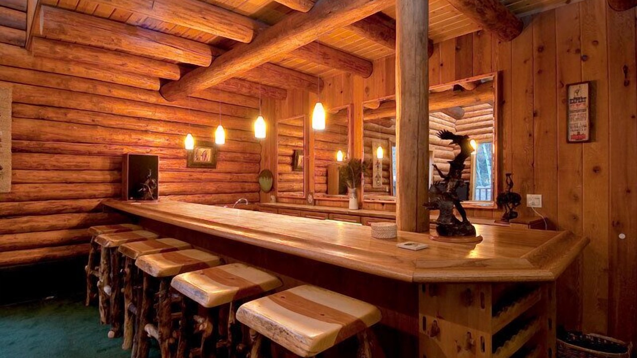 Photo of Bedroom in June Lake
