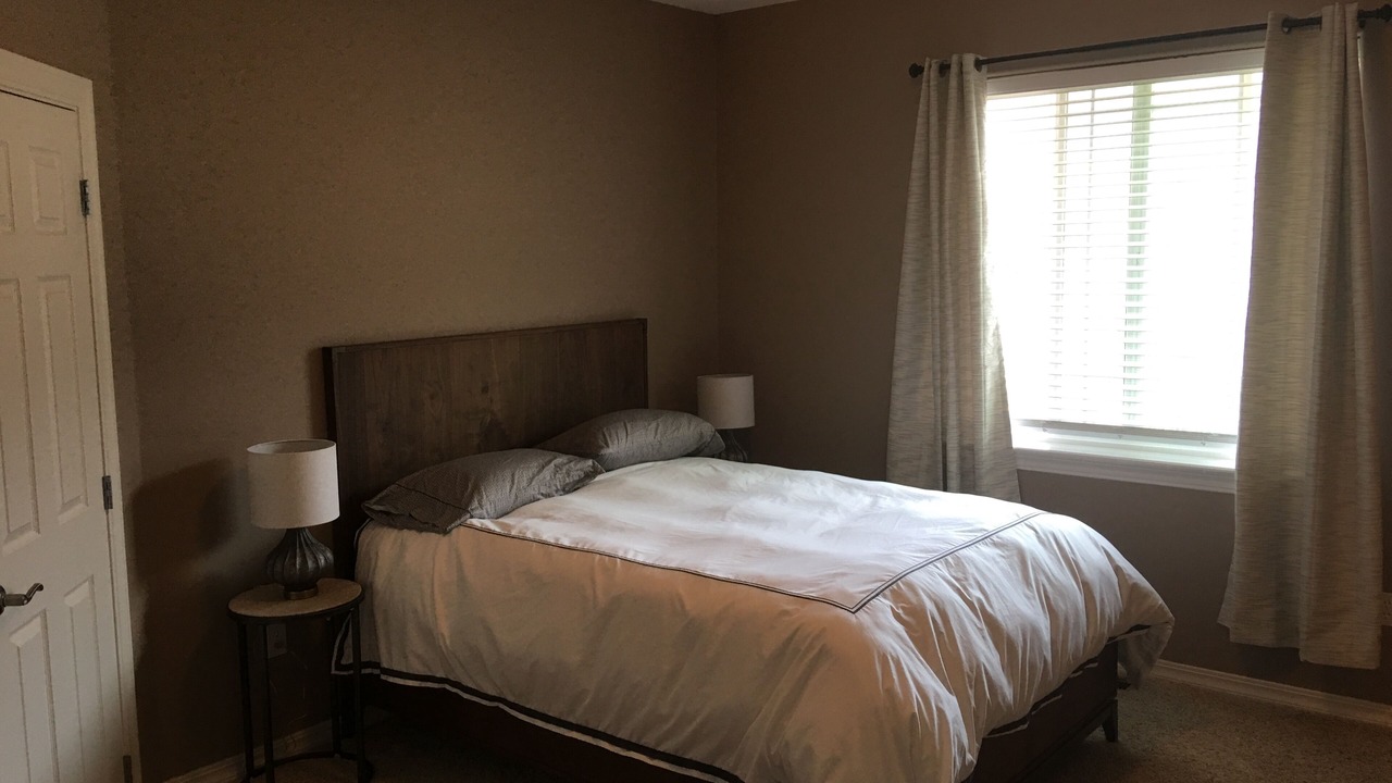 Photo of Bedroom in Electric City
