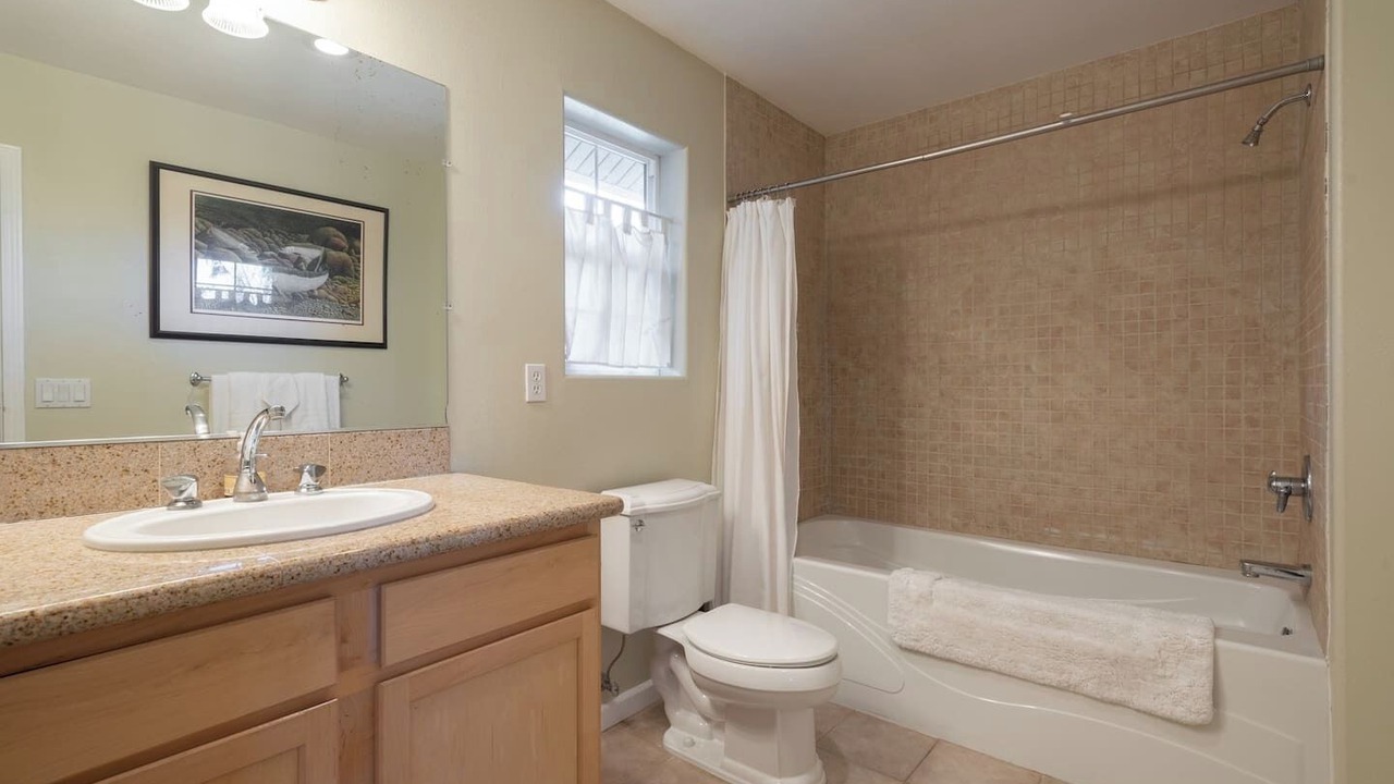 Photo of Bathroom in Sandy