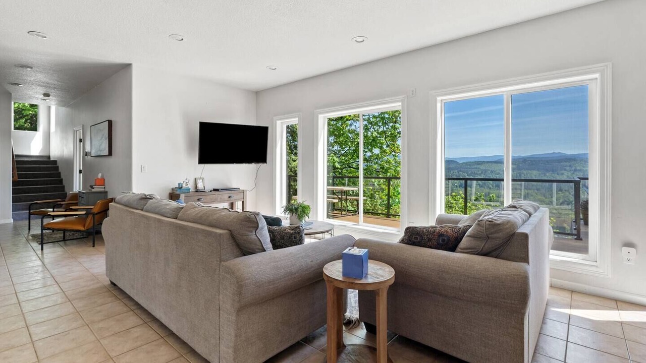 Photo of Livingroom in Sandy