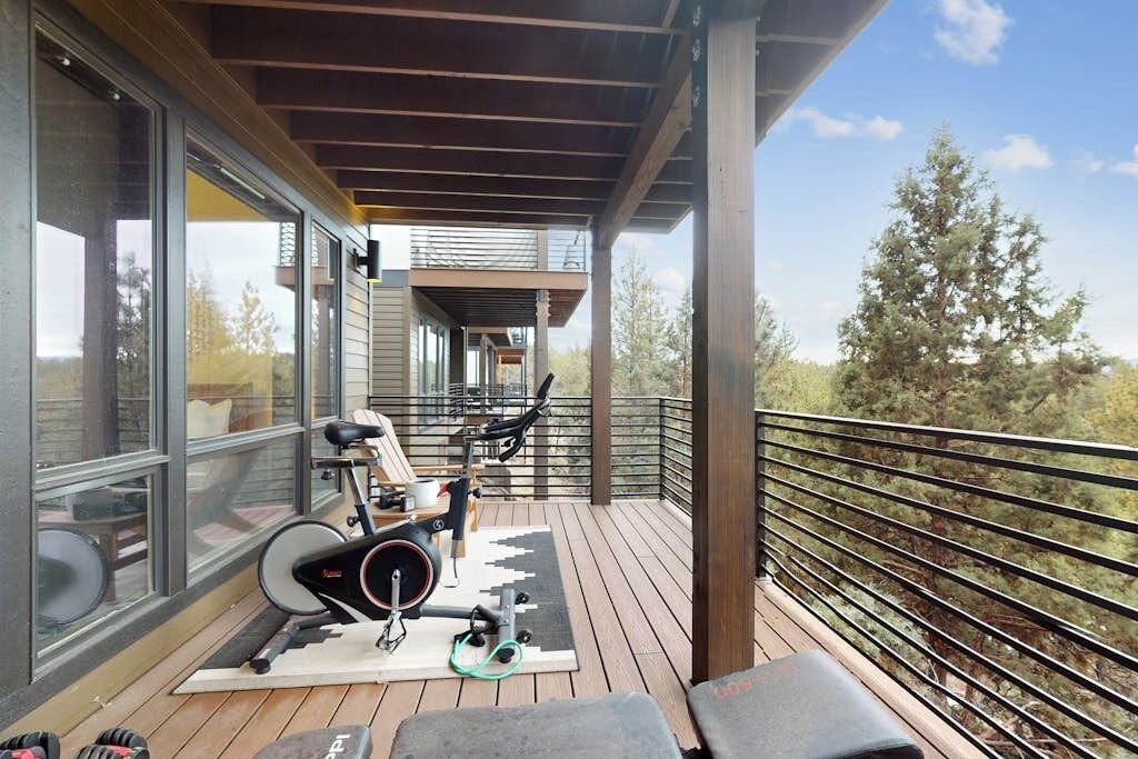 Photo of Outdoor in Southern Crossing