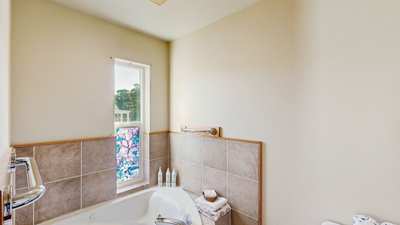 Photo of Bathroom in Port Orford