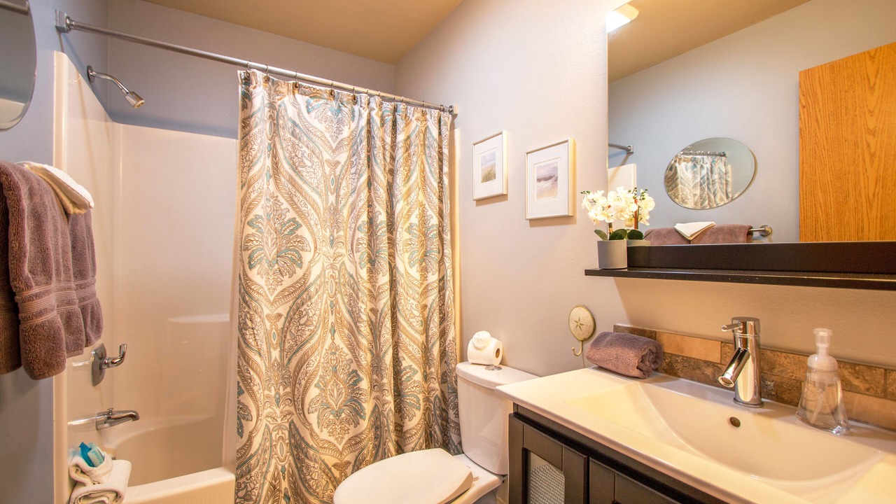 Photo of Bathroom in Hood River