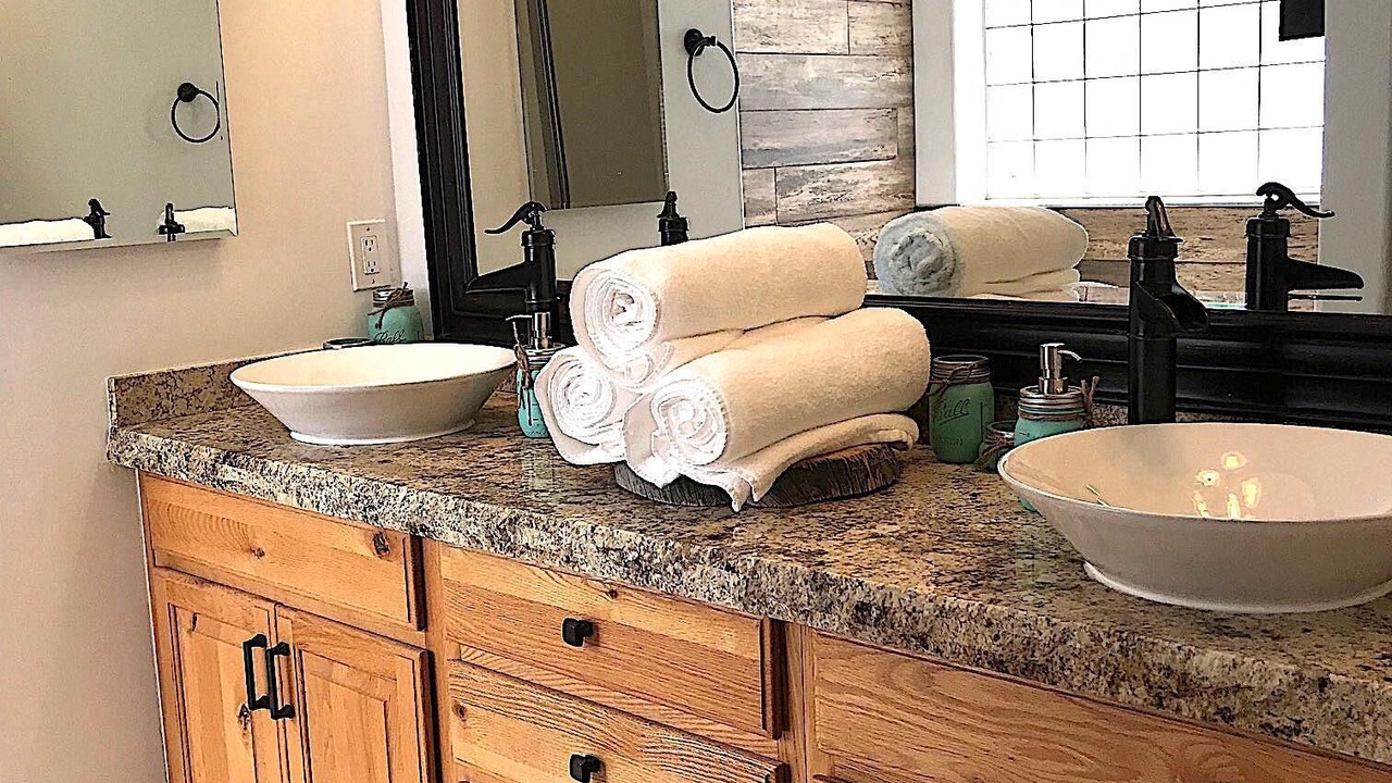 Photo of Bathroom in Ponderosa Trails