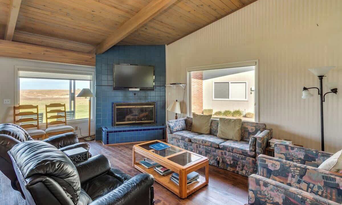 Photo of Livingroom in Gearhart