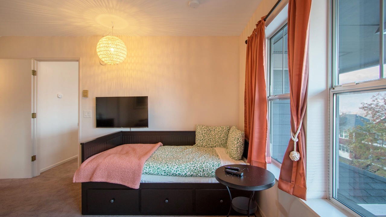 Photo of Bedroom in Hood River