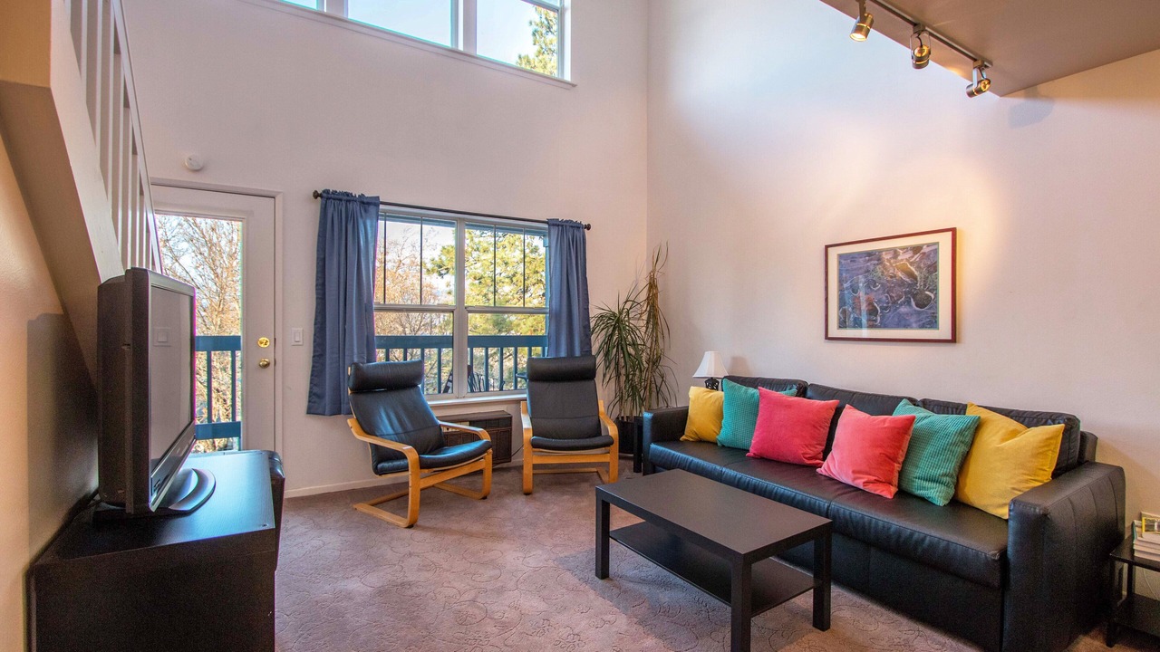 Photo of Livingroom in Hood River