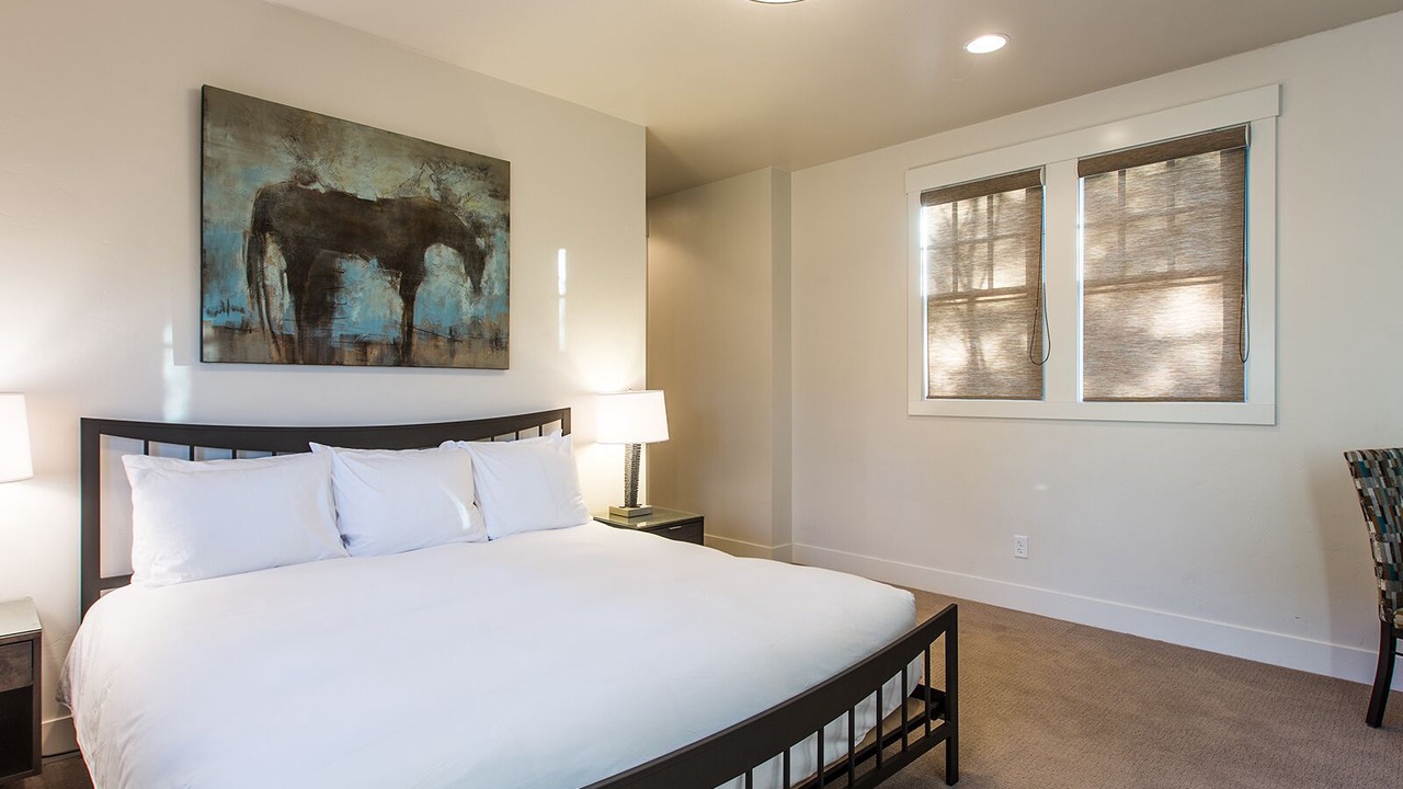 Photo of Bedroom in Bend