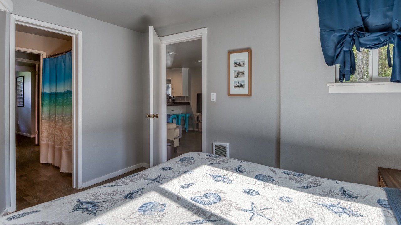 Photo of Bedroom in Otter Rock