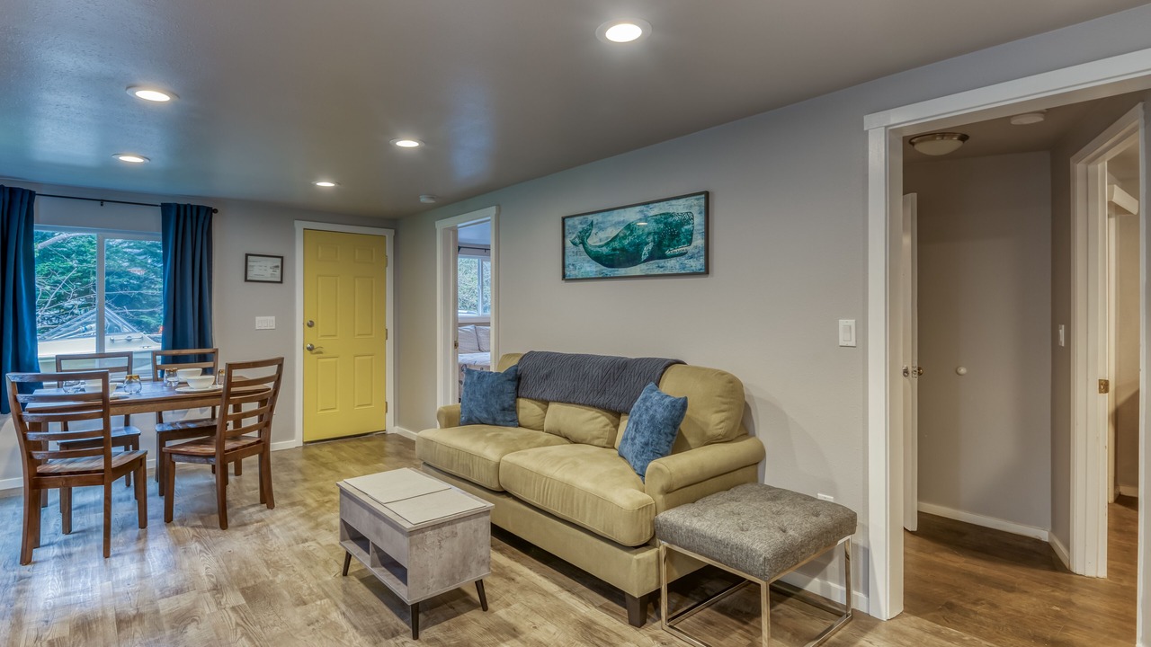 Photo of Livingroom in Otter Rock