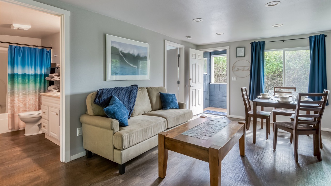 Photo of Livingroom in Otter Rock