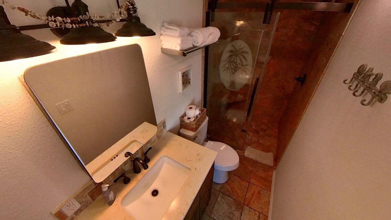 Photo of Bathroom in Parker Strip