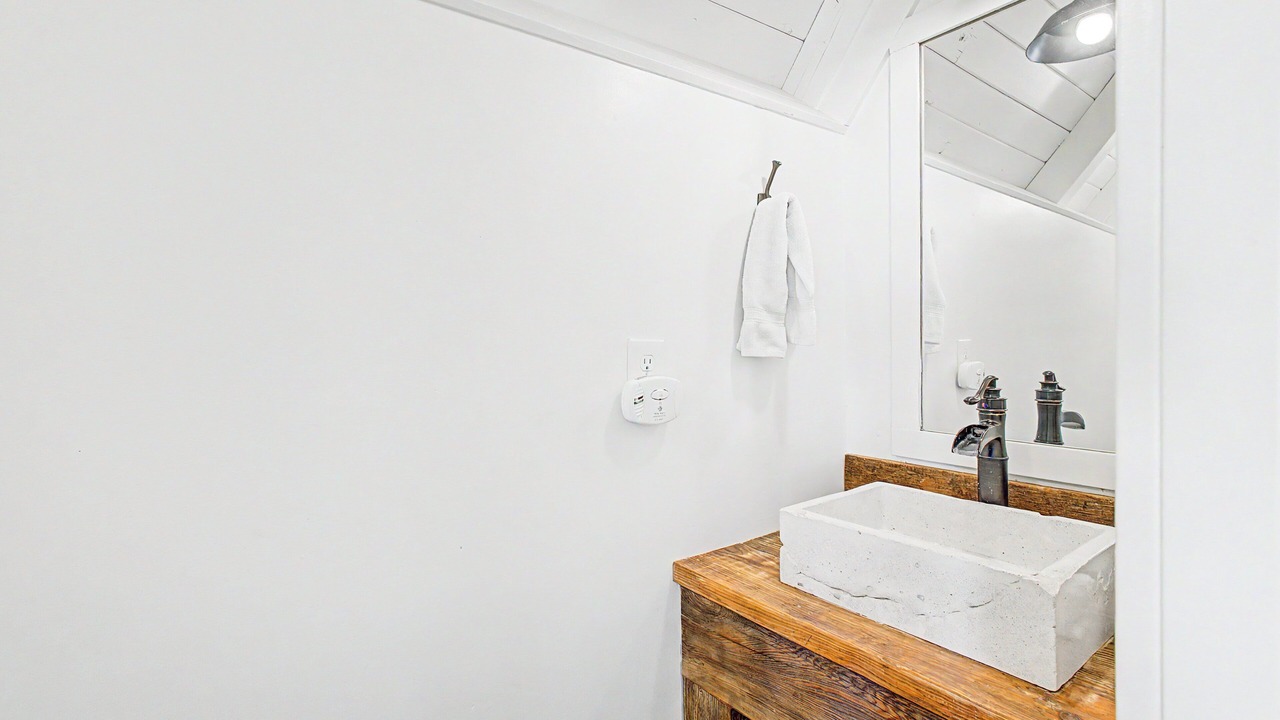 Photo of Bathroom in Tierra Del Mar