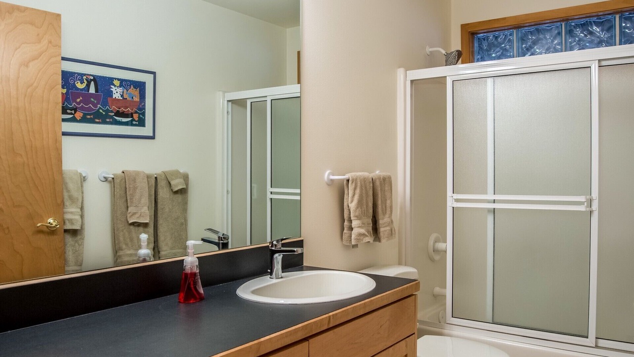 Photo of Bathroom in Deer Park