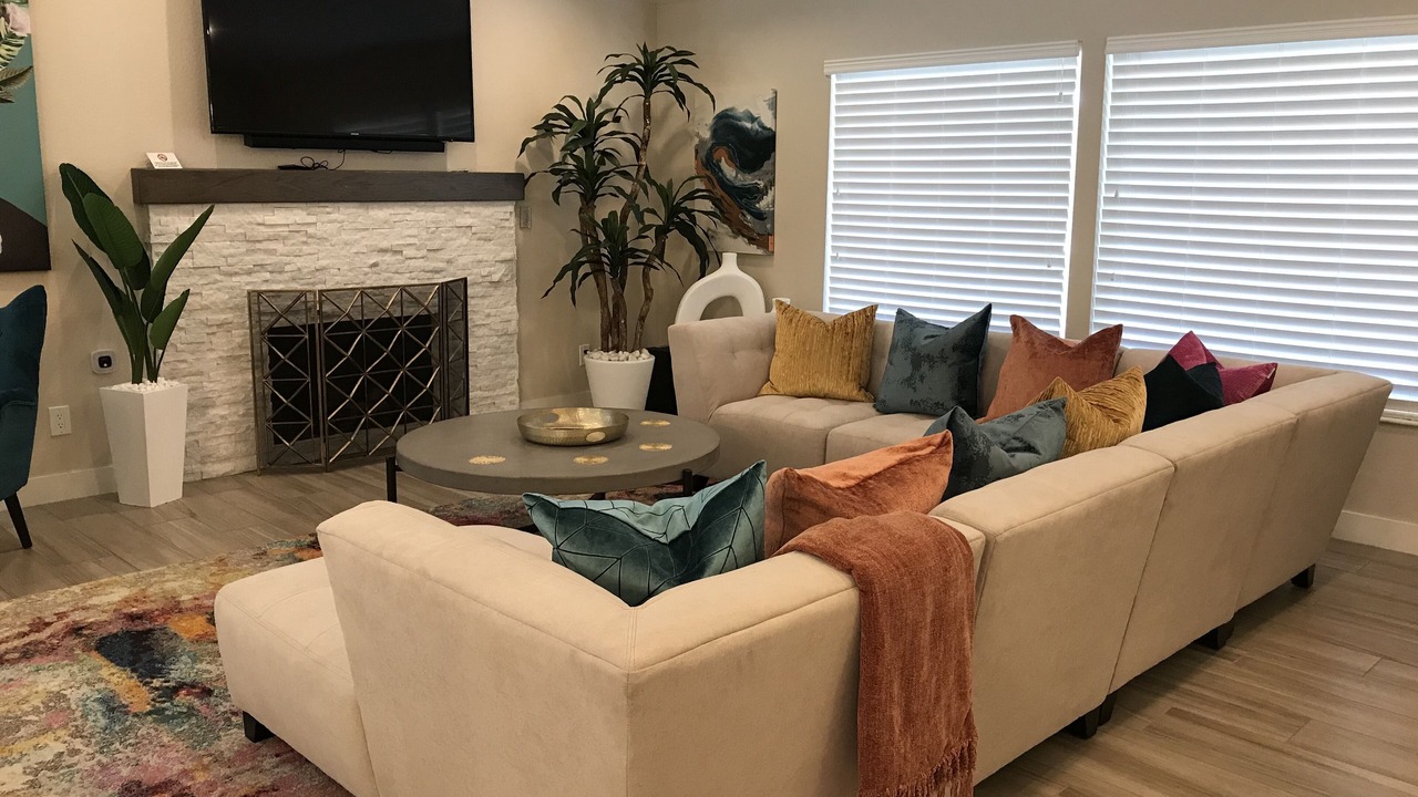 Photo of Livingroom in Canyon Gate