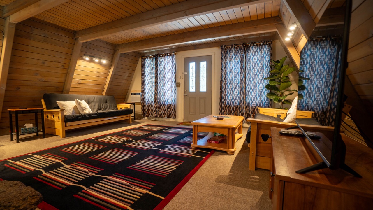 Photo of Bedroom in Chiloquin