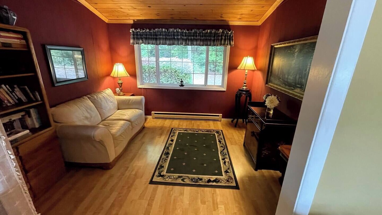 Photo of Livingroom in Dunes City