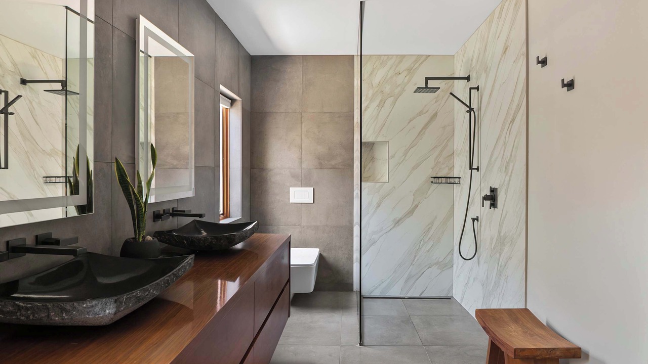 Photo of Bathroom in Bay Park