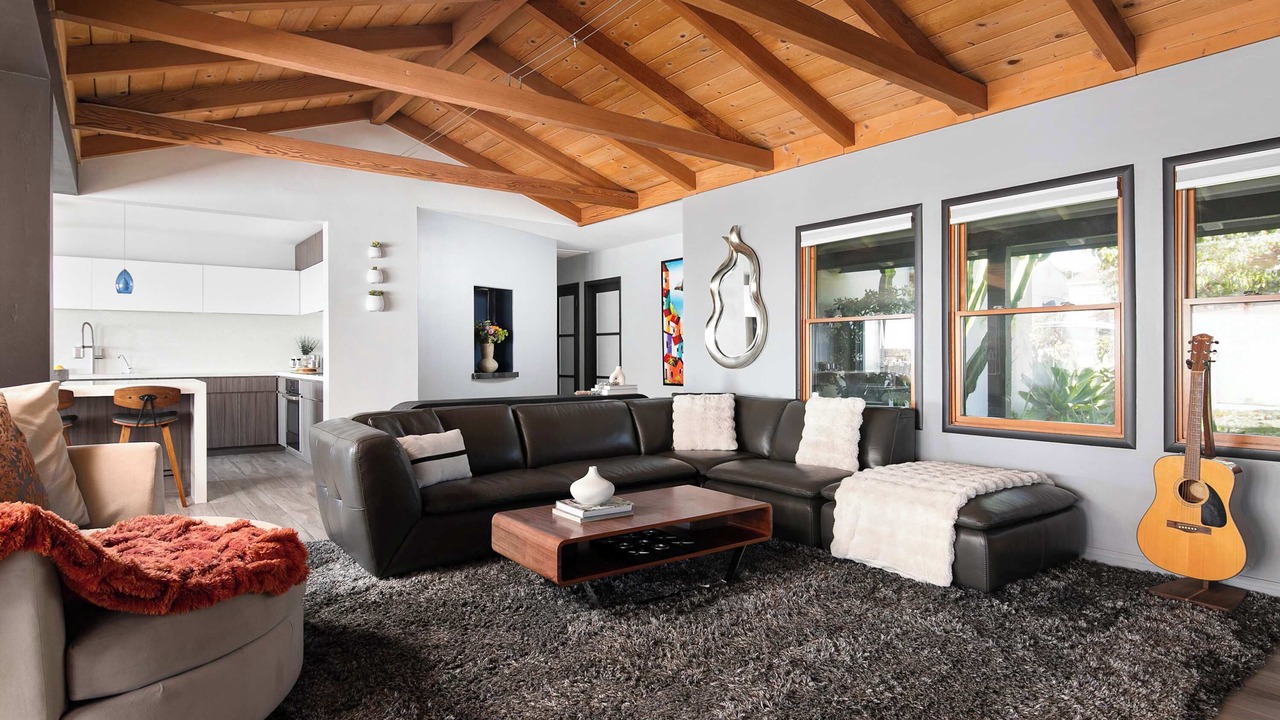 Photo of Livingroom in Bay Park