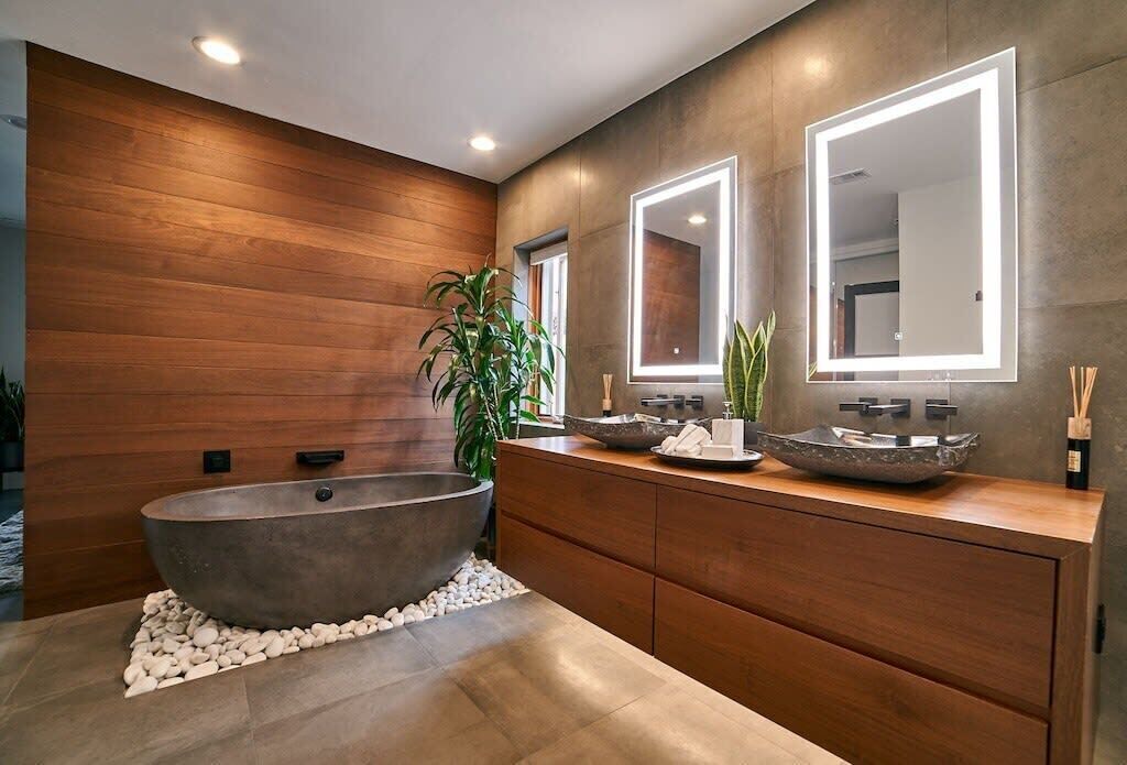 Photo of Bathroom in Bay Park