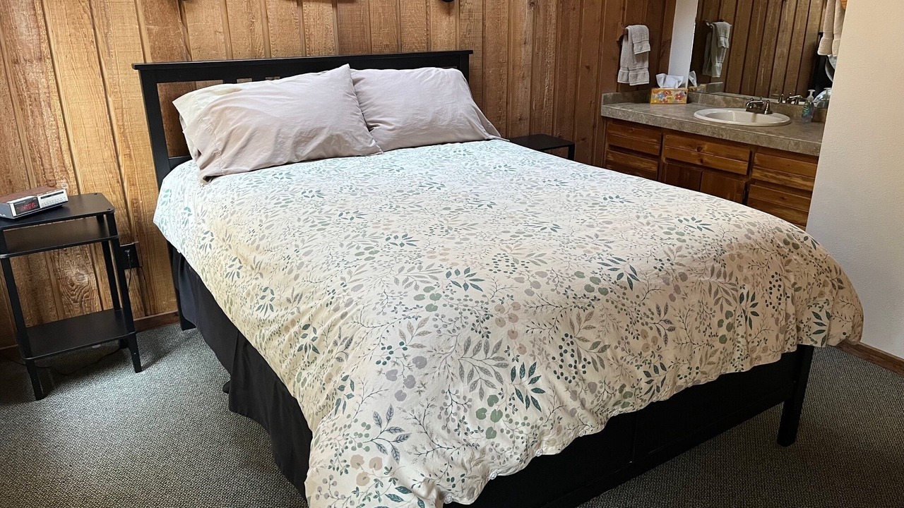 Photo of Bedroom in Black Butte Ranch